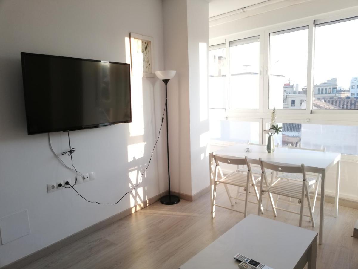 Appartamento Apartamento Con Encanto 'Larios Street Ii' Málaga Esterno foto